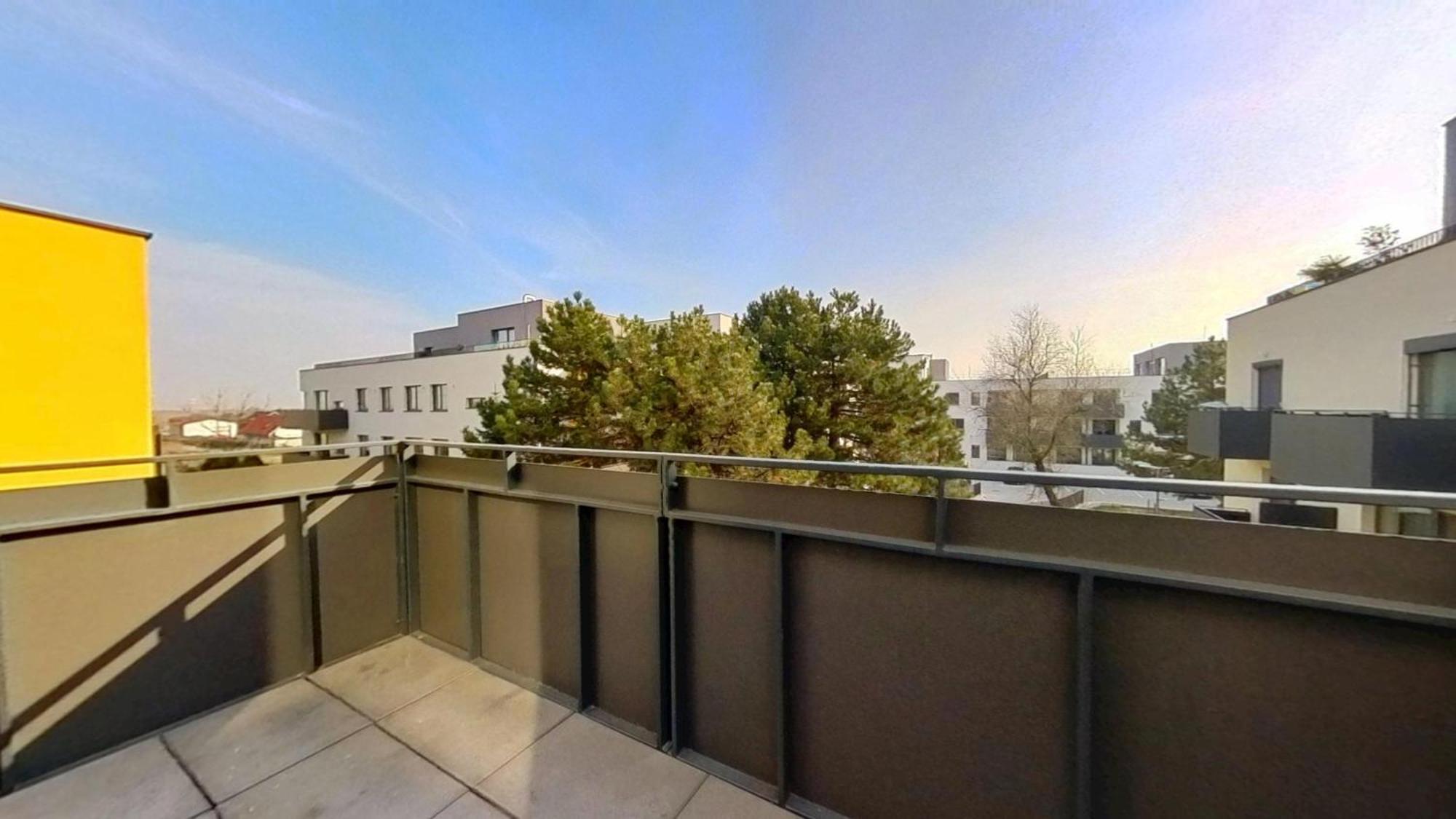 Air-Conditioned 2 Room Apartment, With Terrace, Rovinka, 302 Exterior photo